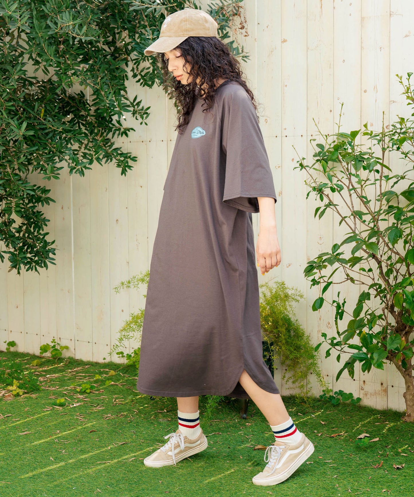 ラグラン サークル ロゴ ビッグ マキシ 5分袖 Tシャツワンピース 857-5952
