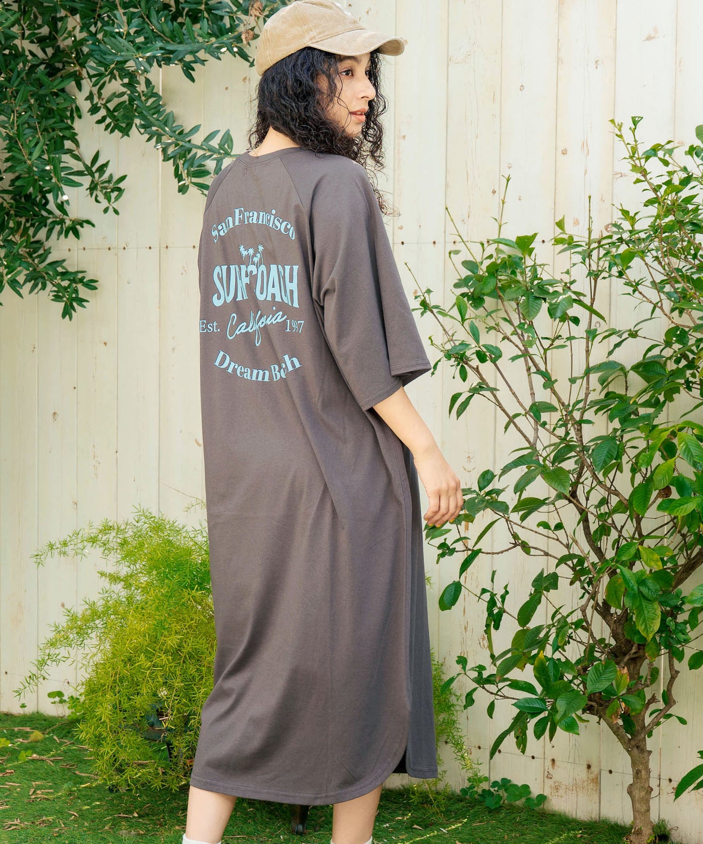 ラグラン サークル ロゴ ビッグ マキシ 5分袖 Tシャツワンピース 857-5952