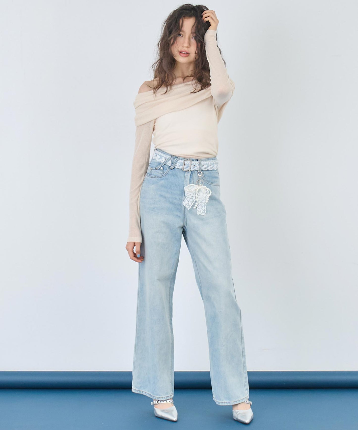 リボンチャーム付き レース ベルト ワイド デニム パンツ 152-5727
