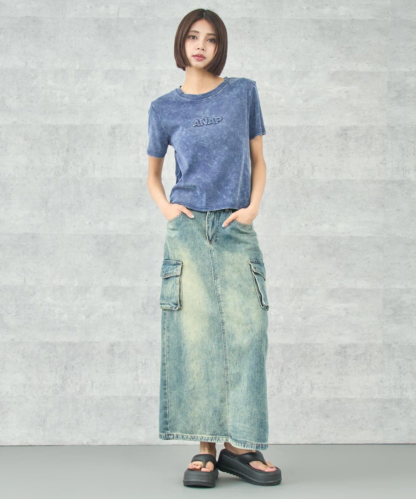 ANAP エンボス ロゴ 加工 Tシャツ 153-5873