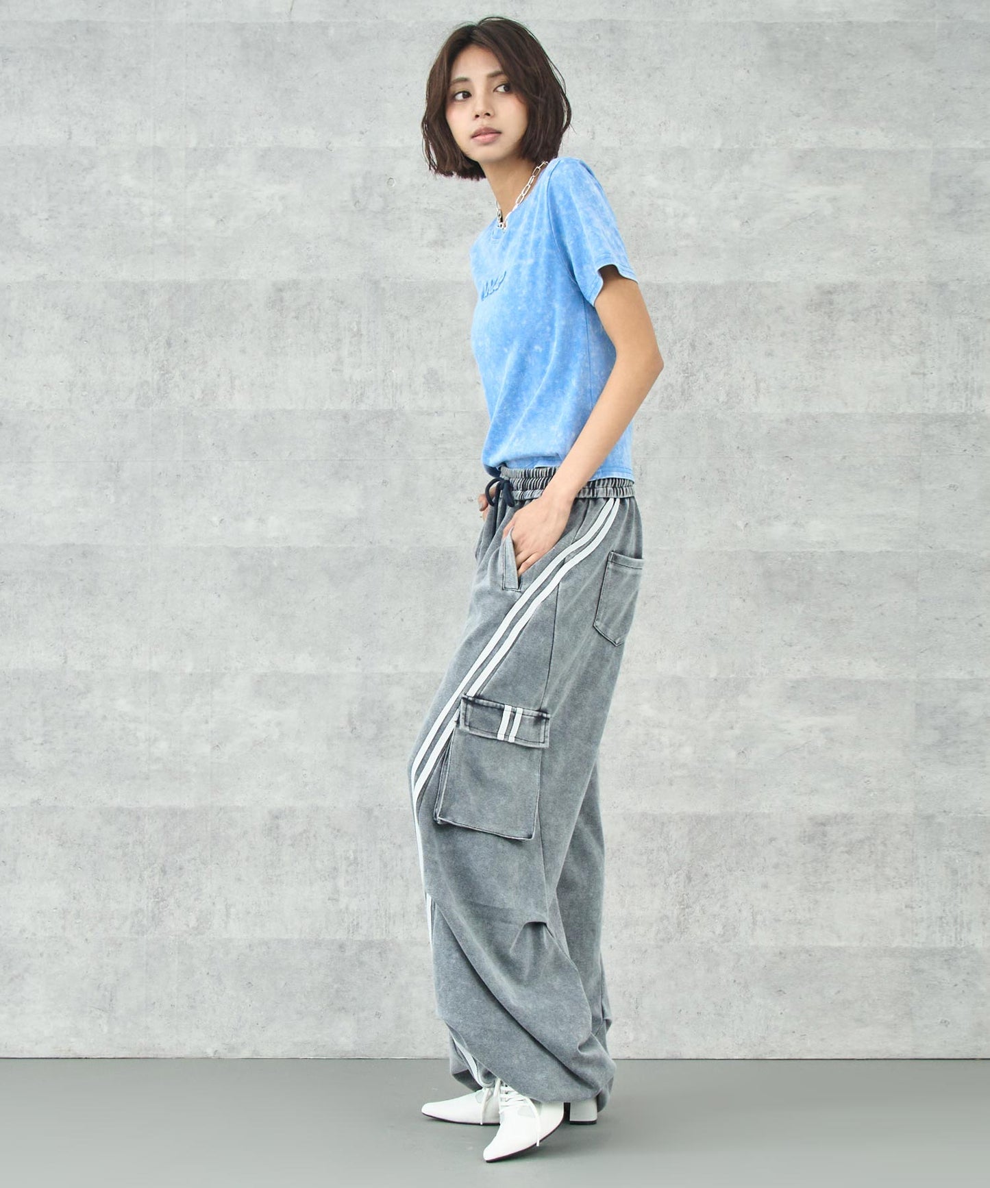 ANAP エンボス ロゴ 加工 Tシャツ 153-5873