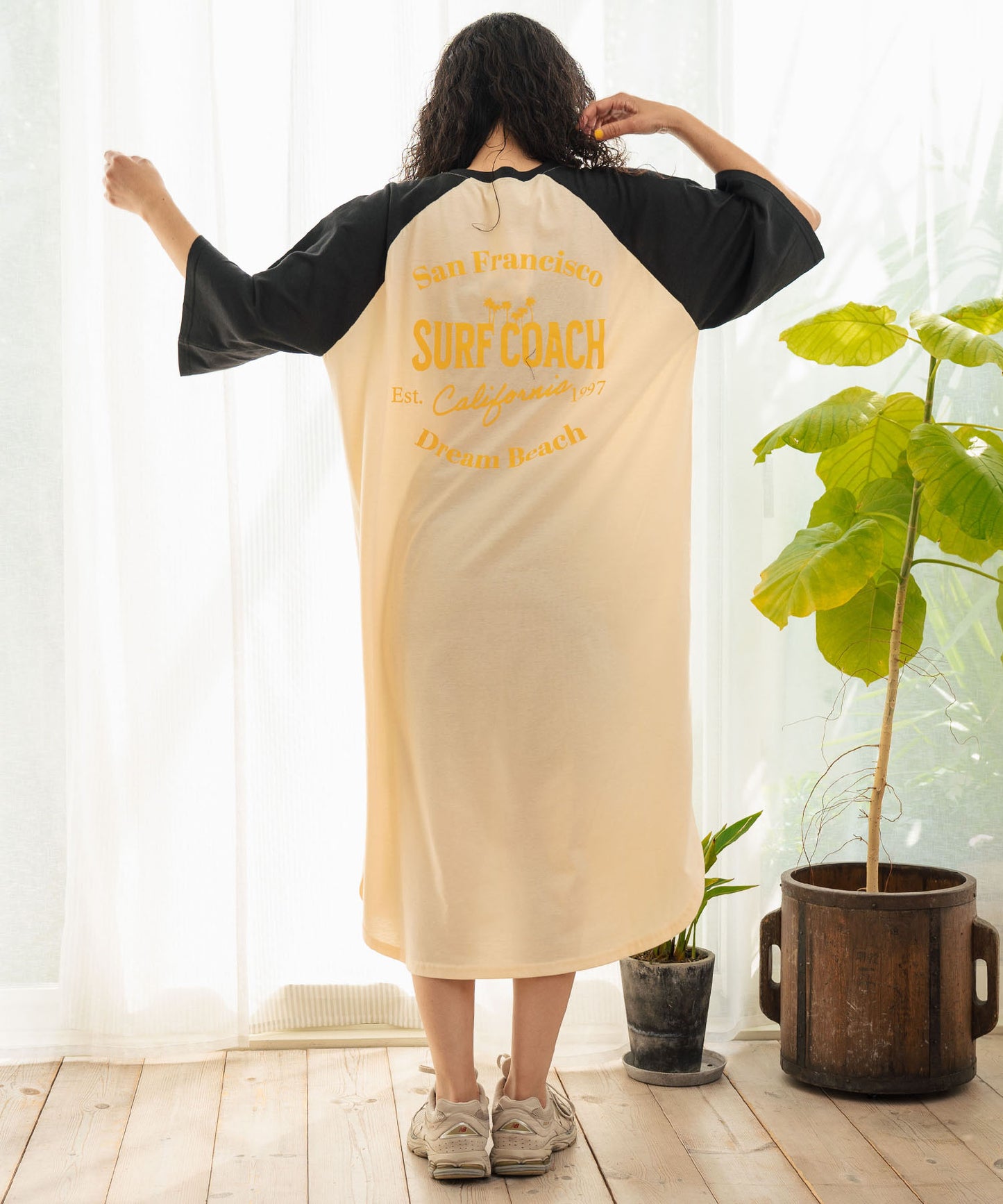 ラグラン サークル ロゴ ビッグ マキシ 5分袖 Tシャツワンピース 857-5952