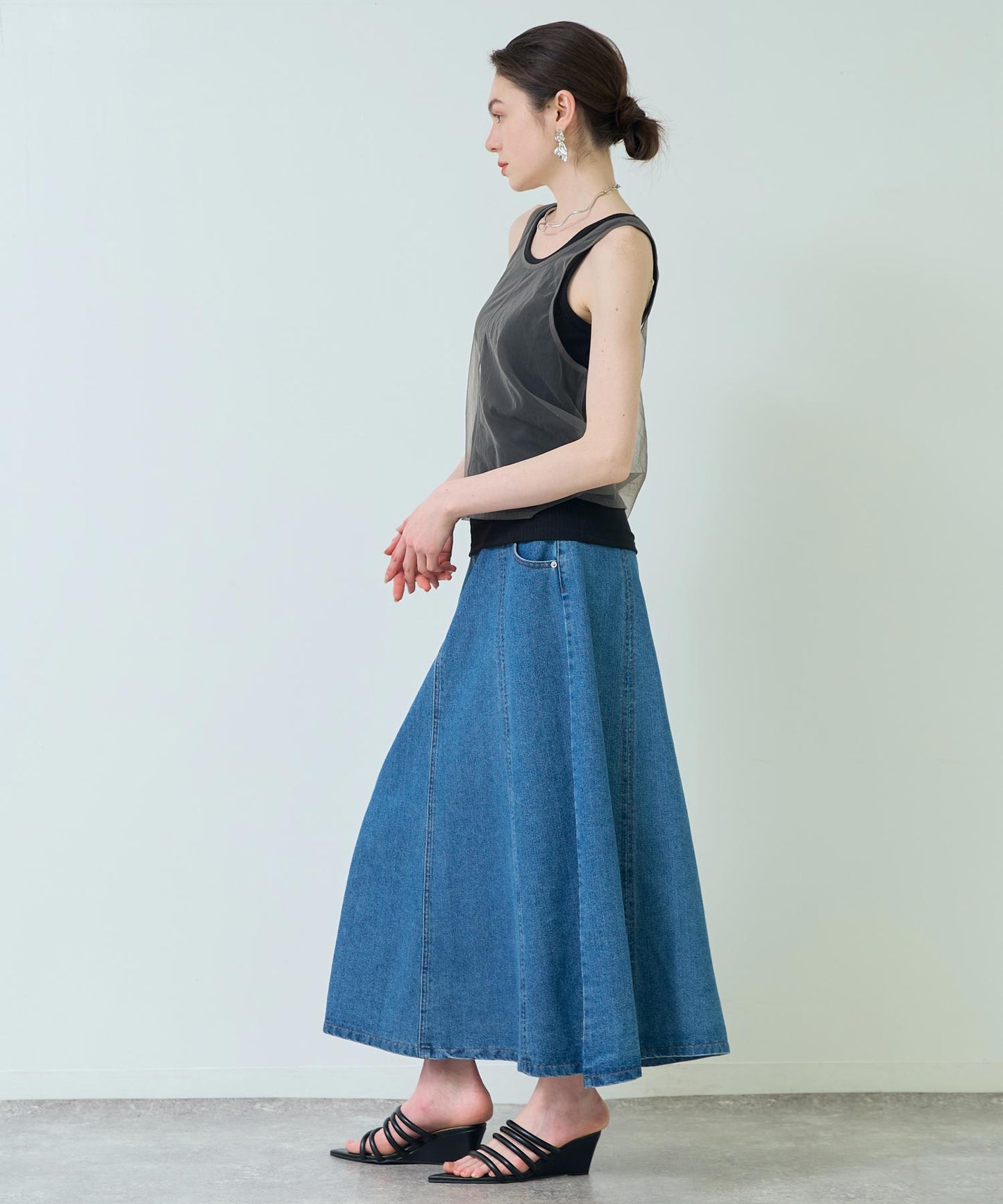 メタリック チューブストラップ ウェッジソール サンダル 369-9658