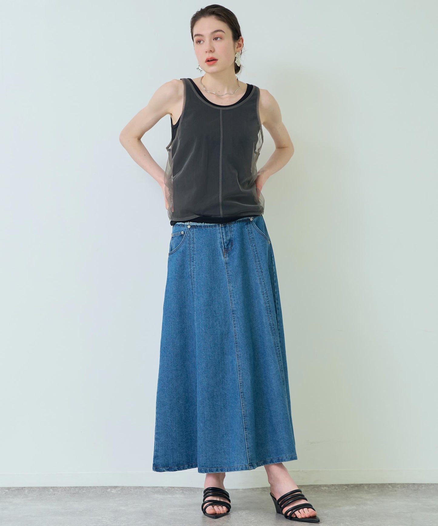 メタリック チューブストラップ ウェッジソール サンダル 369-9658