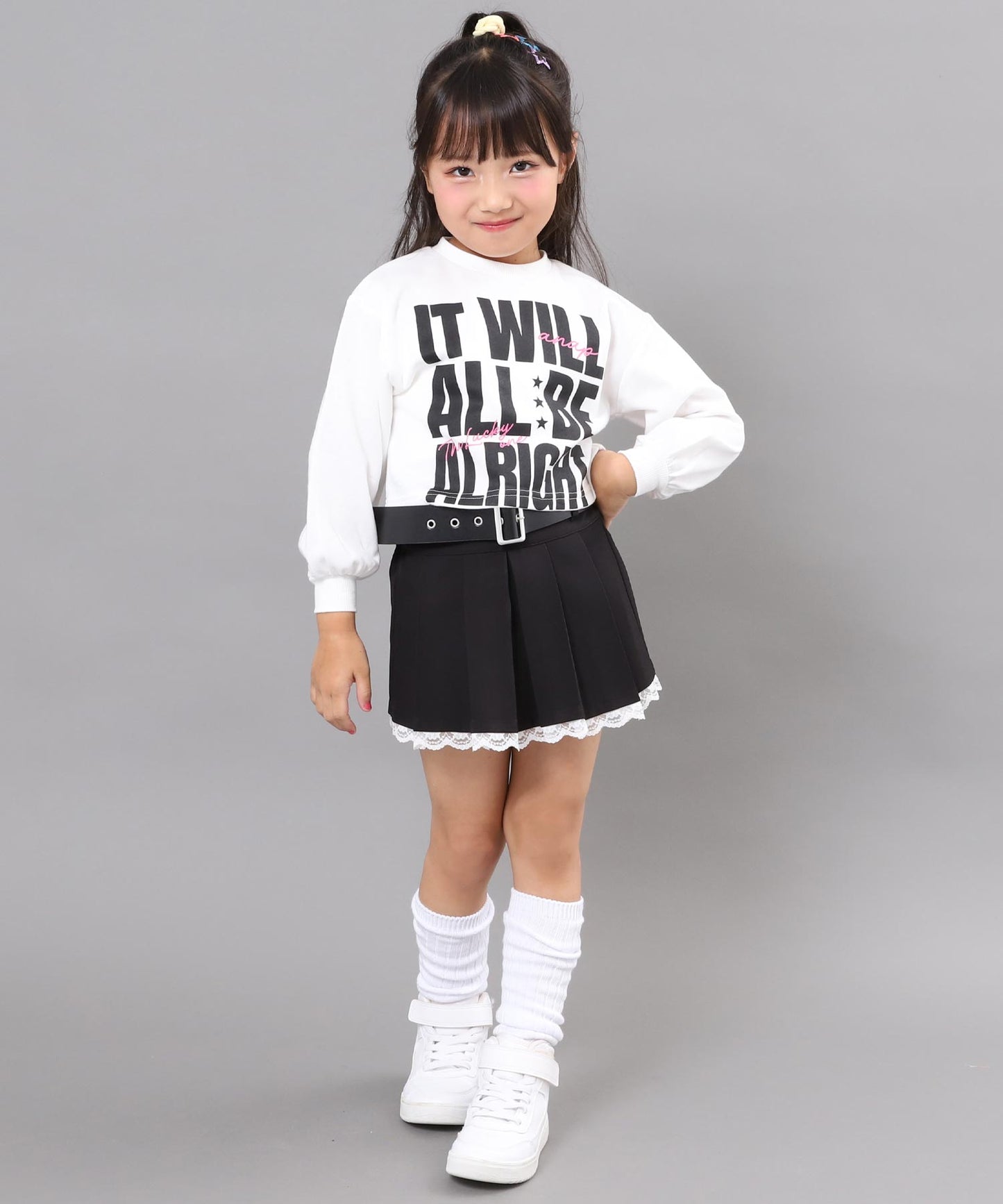 ブラック(110サイズ着用/身長:約115cm)