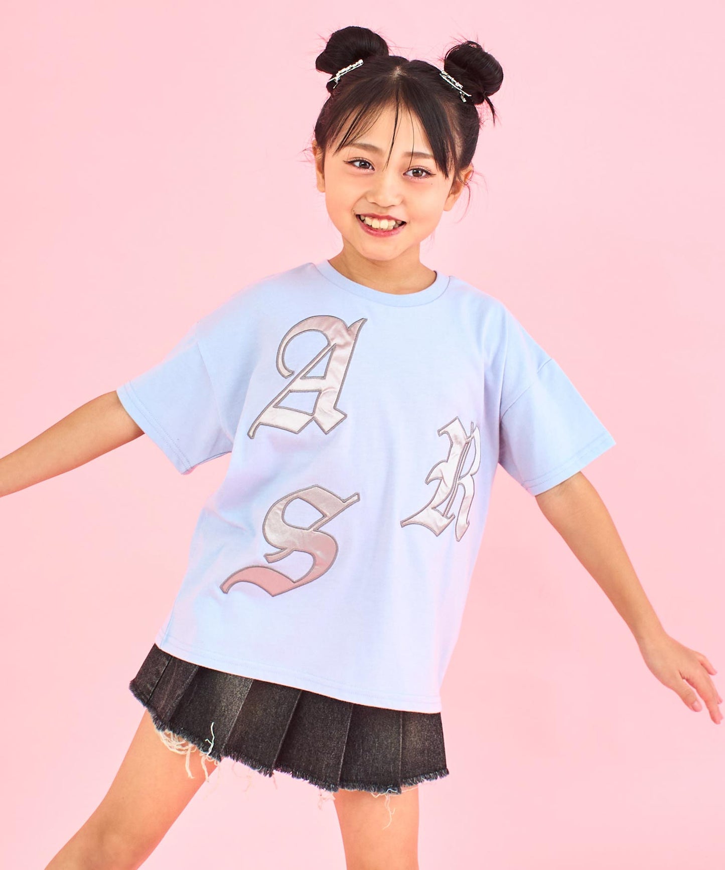 ランダム ワッペン ロゴ Tシャツ (ジュニアお揃い) 【ユニセックス】423-3393