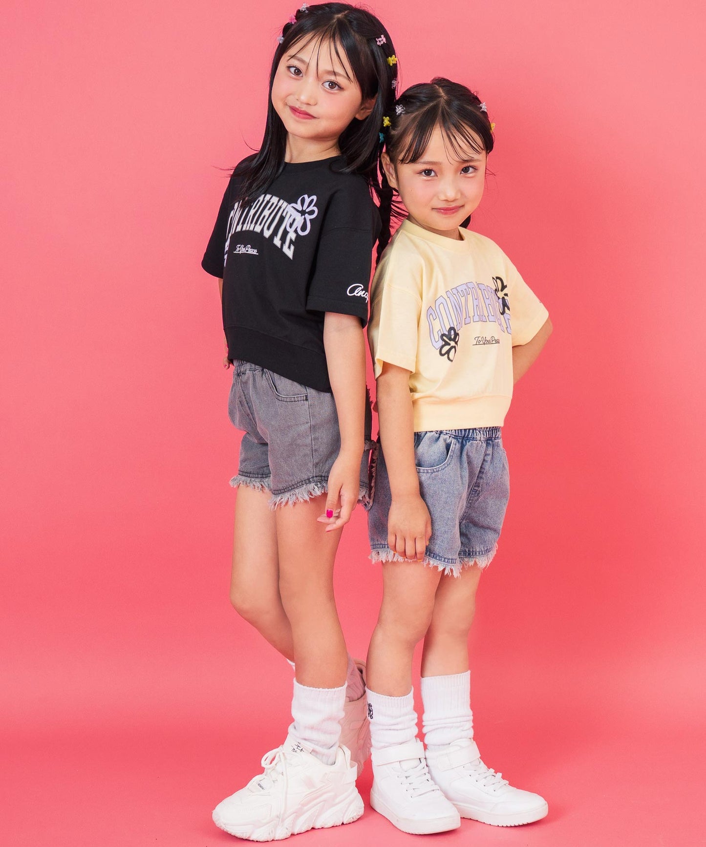 カレッジ フラワー スプレー クロップド Tシャツ 【ジュニアお揃い)】423-3430