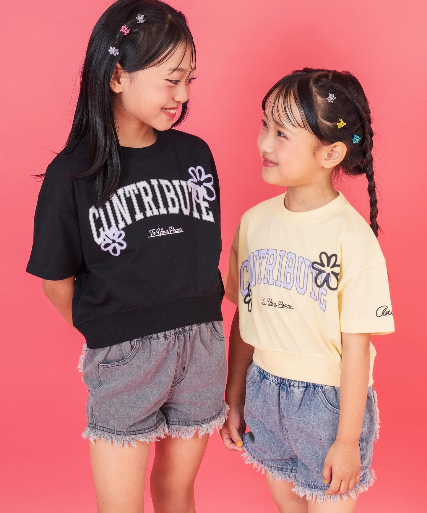 カレッジ フラワー スプレー クロップド Tシャツ 【ジュニアお揃い)】423-3430