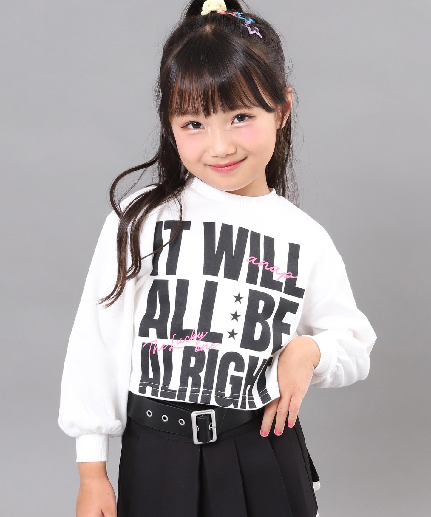 ホワイト(110サイズ着用/身長:約115cm)
