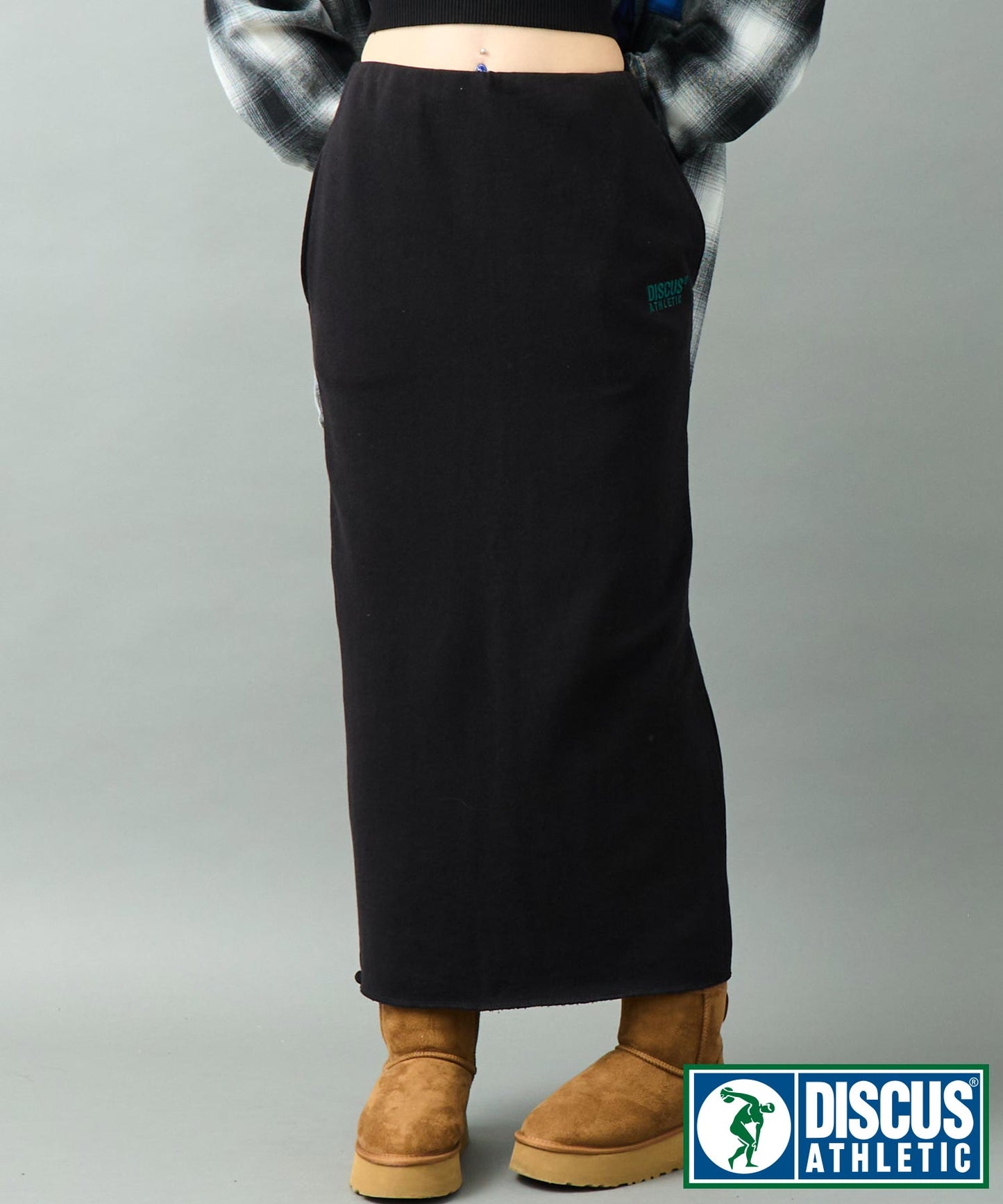 ブラック