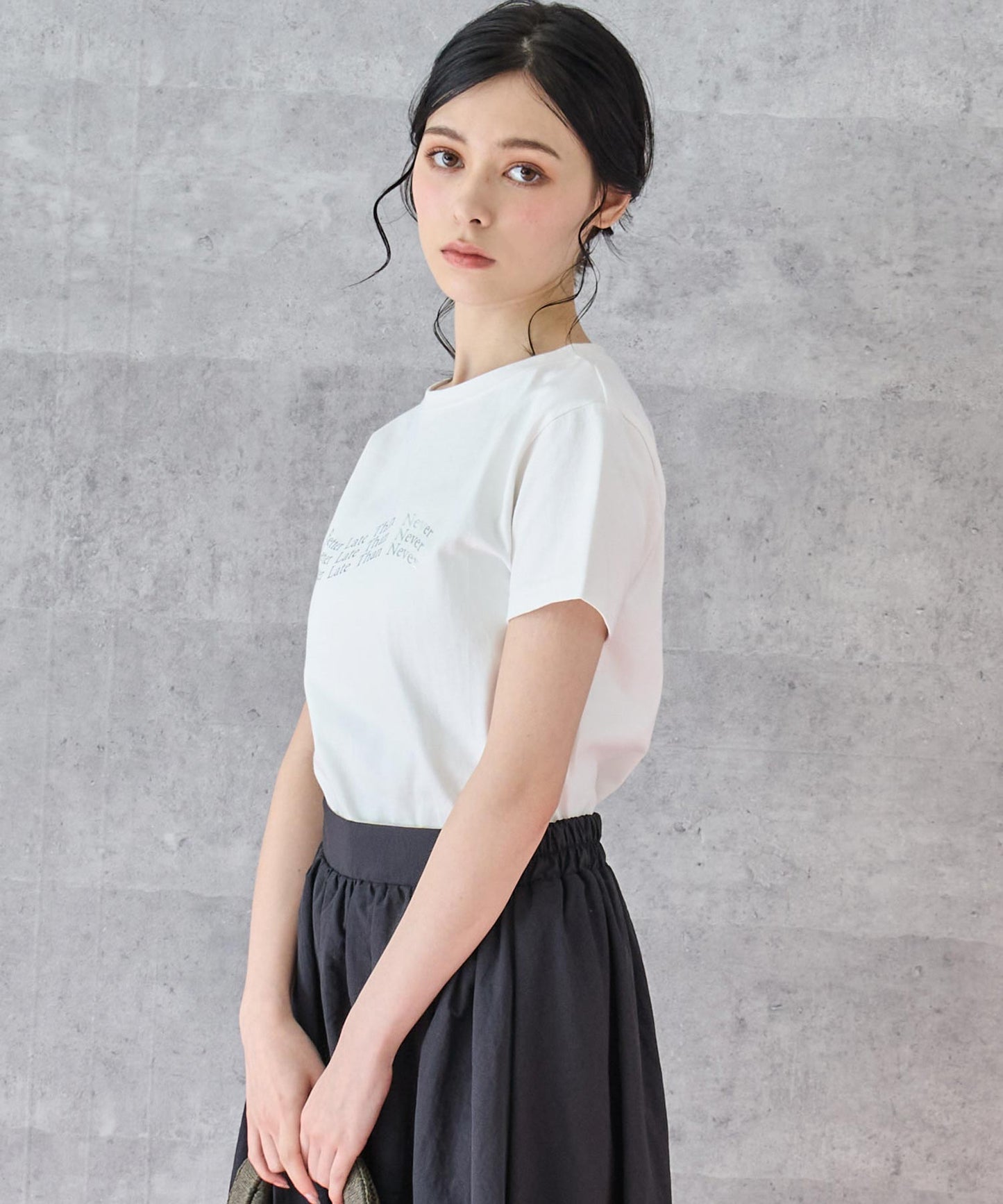 メタリック 箔プリント ロゴ ウェーブ Tシャツ 793-9223