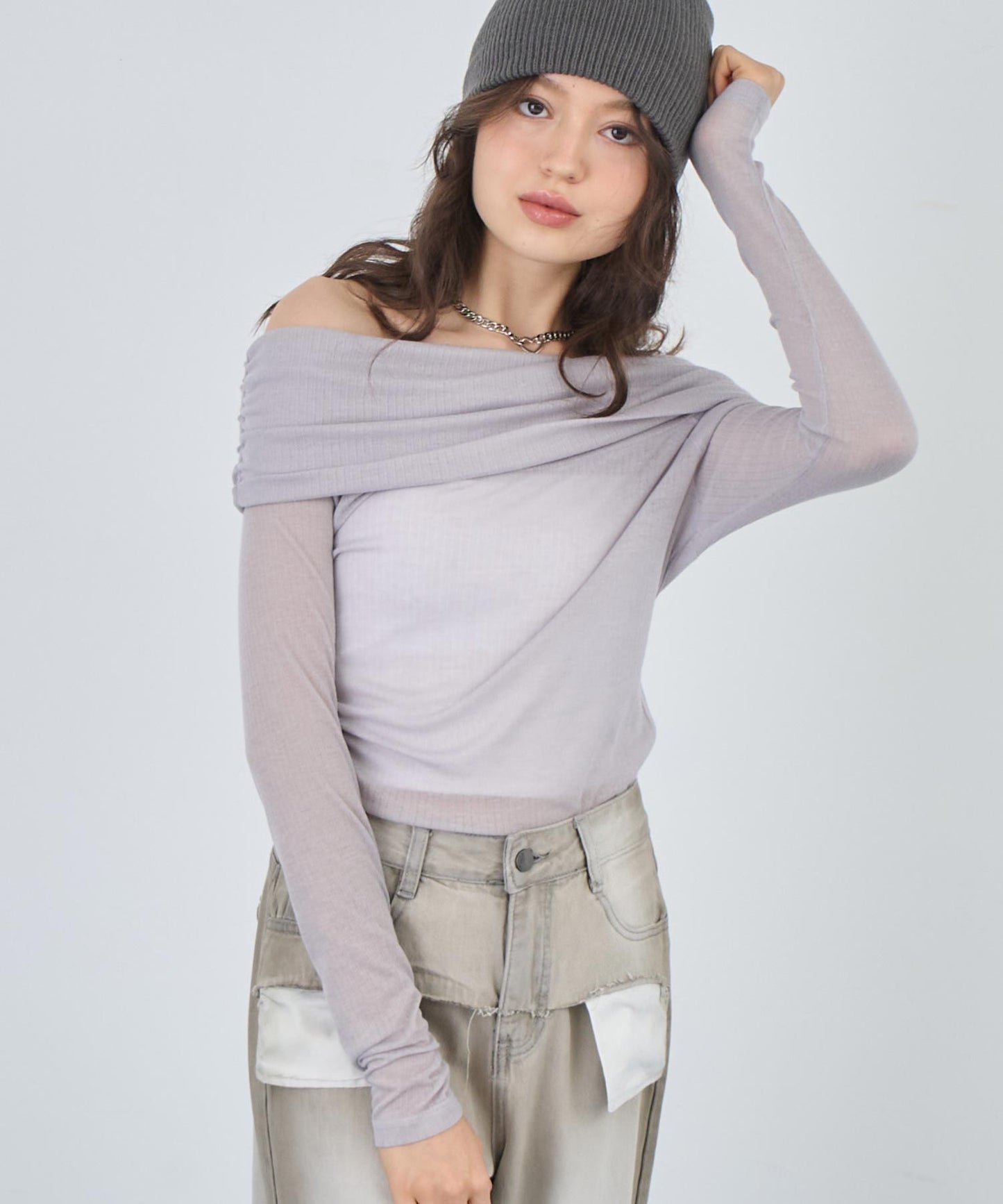 オフショルシアートップス 793-9237