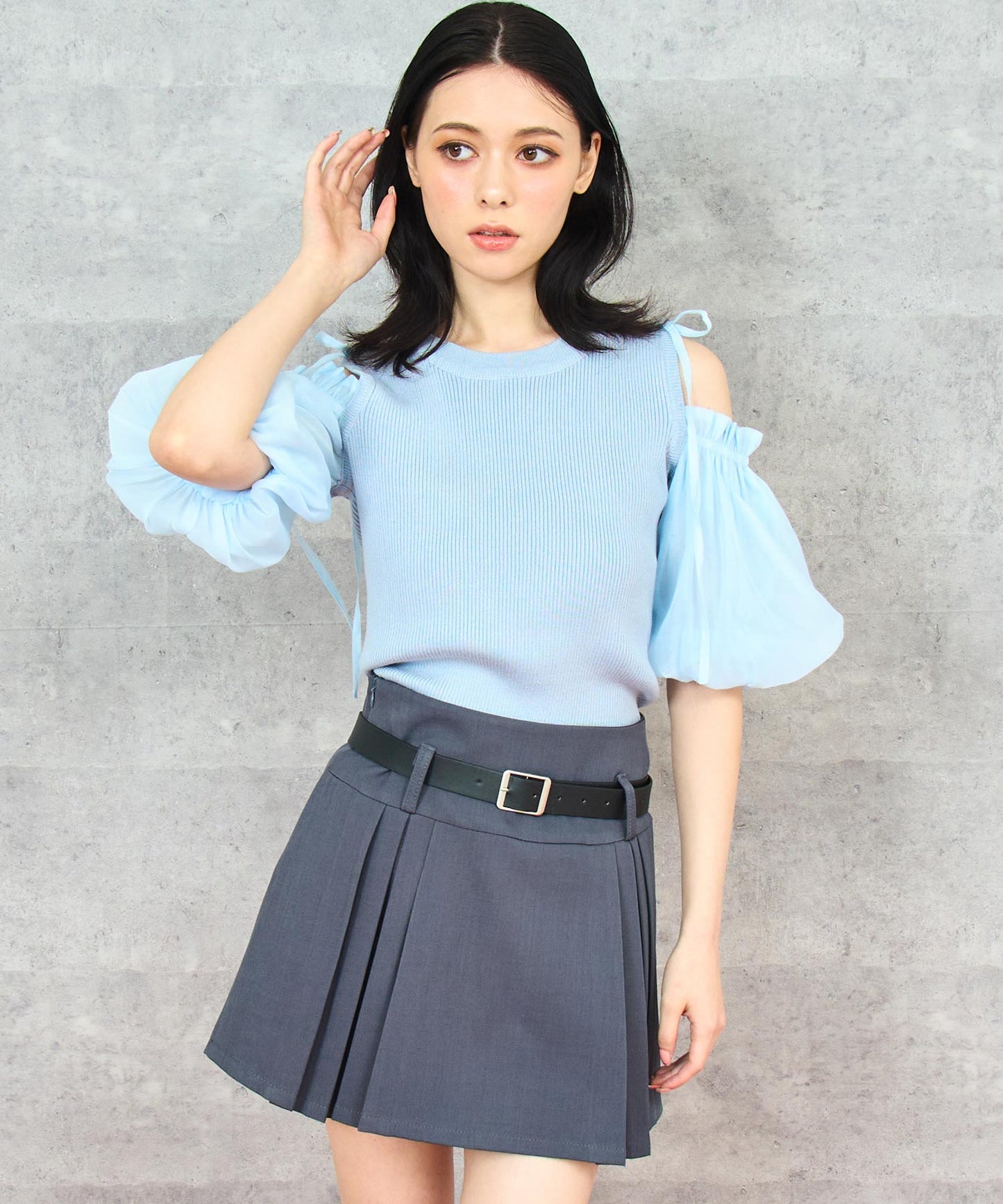 ブルー