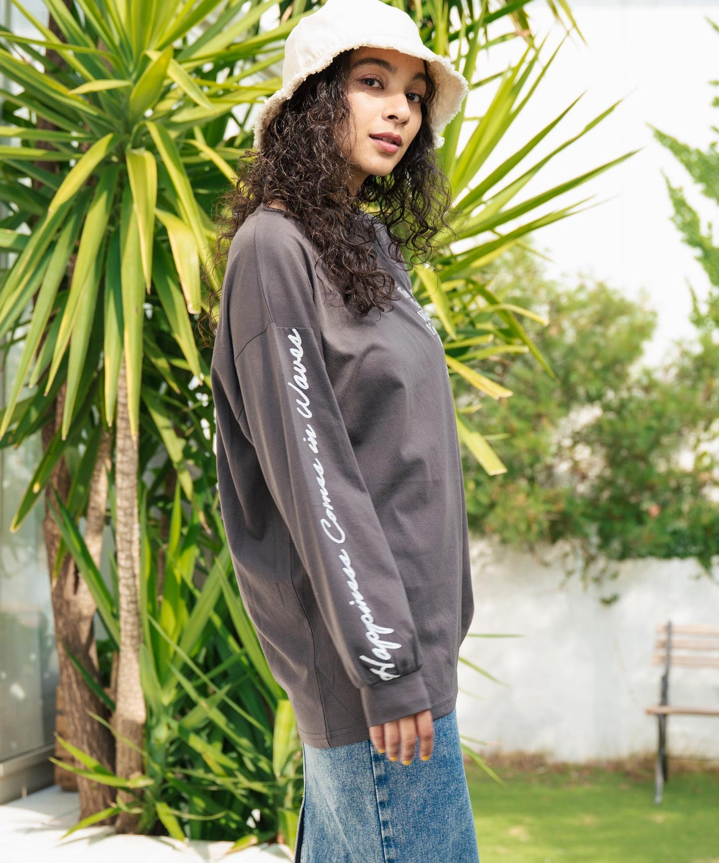 カラーメッセージ 刺繍 袖プリント ビッグ ロングスリーブTシャツ 853-5950