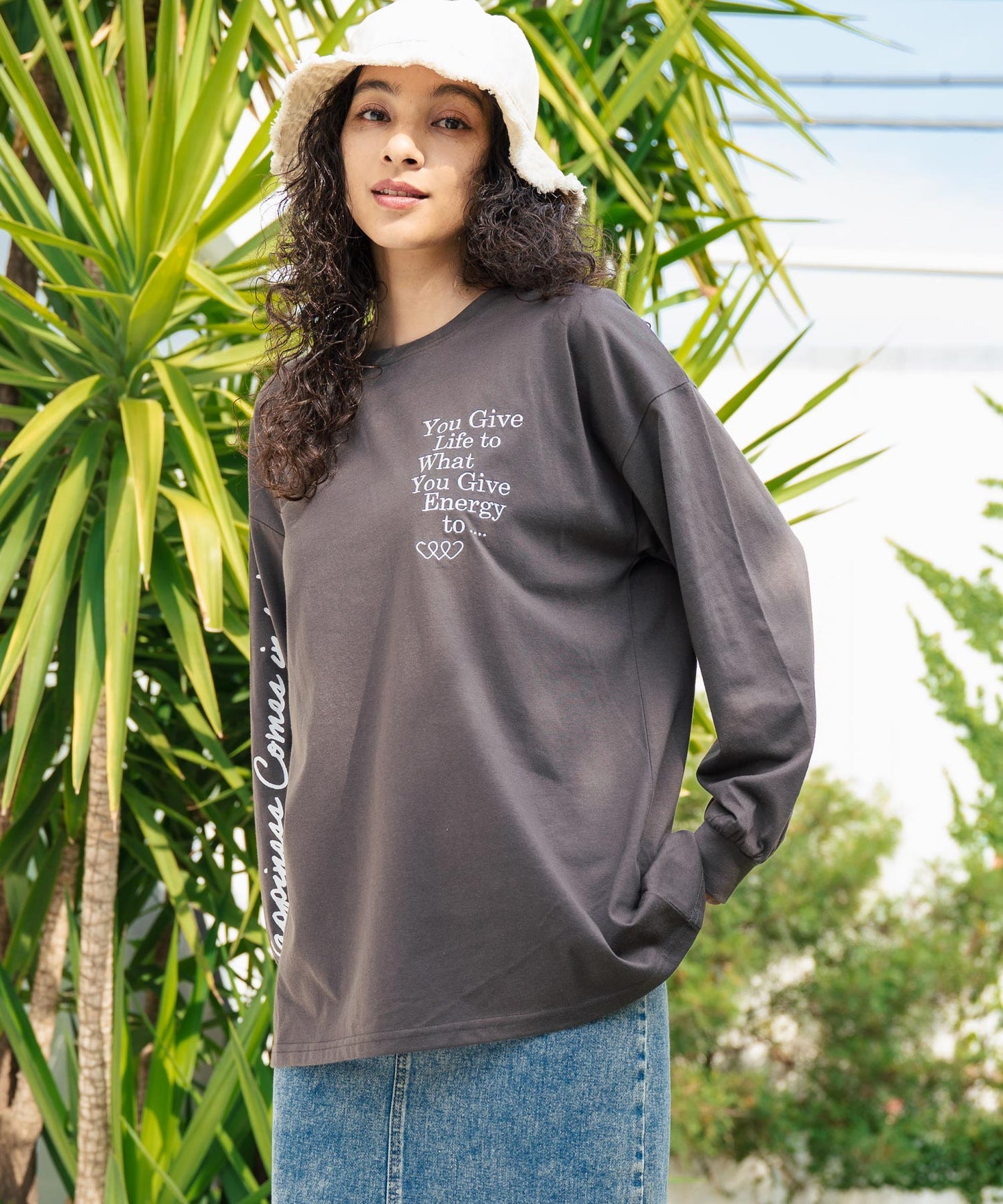 カラーメッセージ 刺繍 袖プリント ビッグ ロングスリーブTシャツ 853-5950