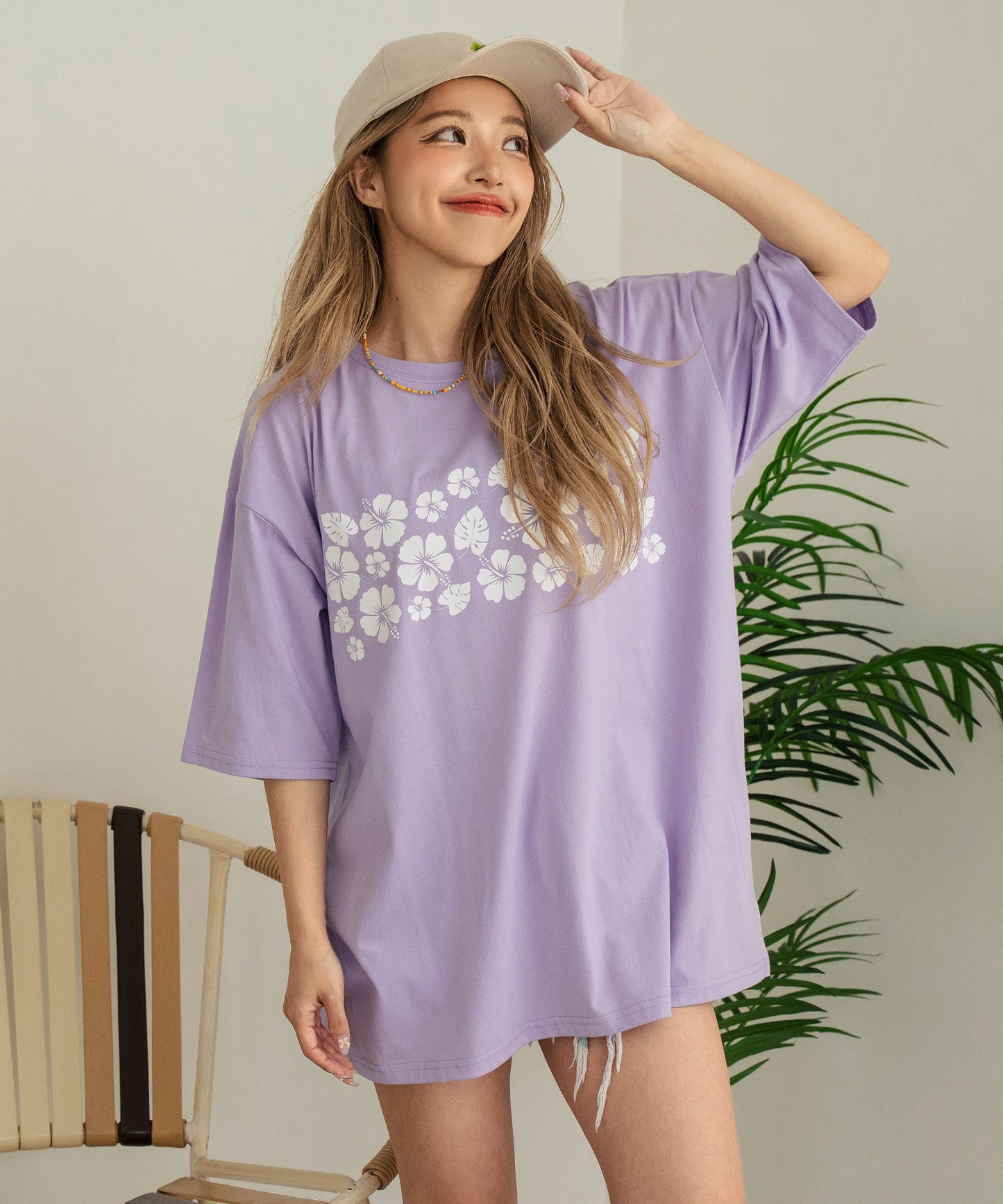 バック ハイビスカス プリント オーバーサイズ Tシャツ 853-5957