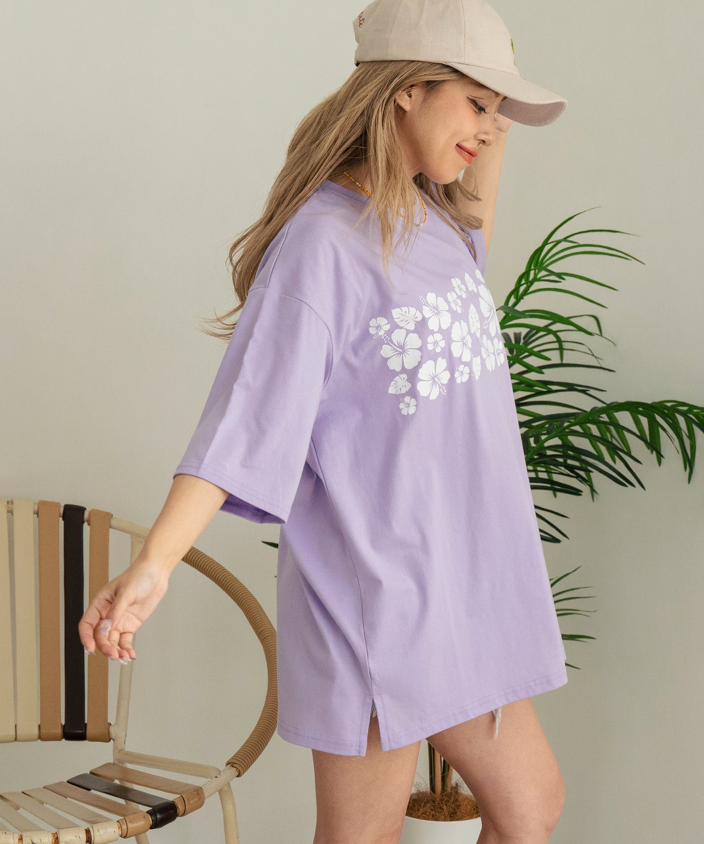 バック ハイビスカス プリント オーバーサイズ Tシャツ 853-5957