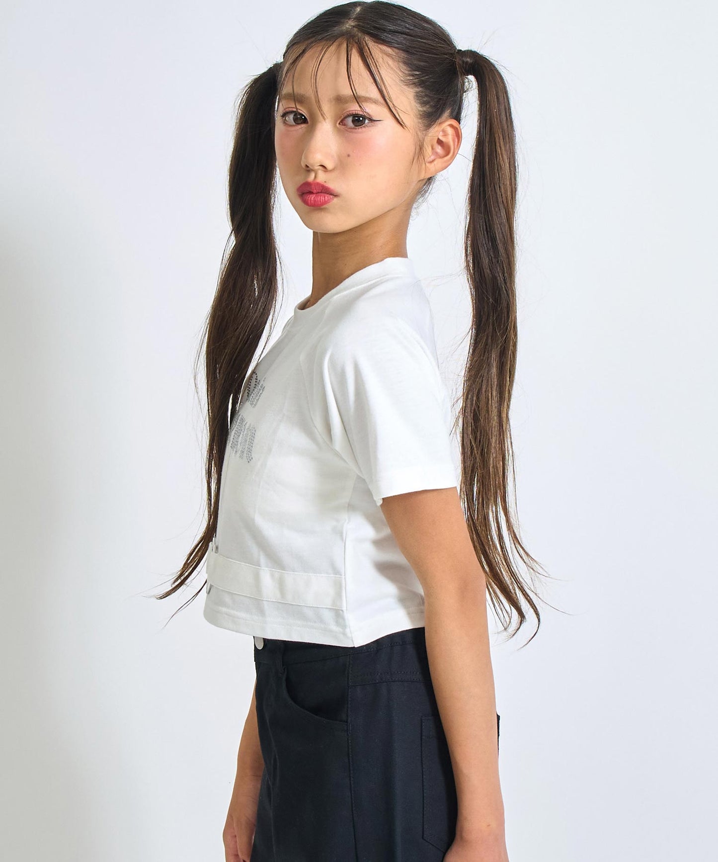 モデル身長:147cm カラー:ホワイト