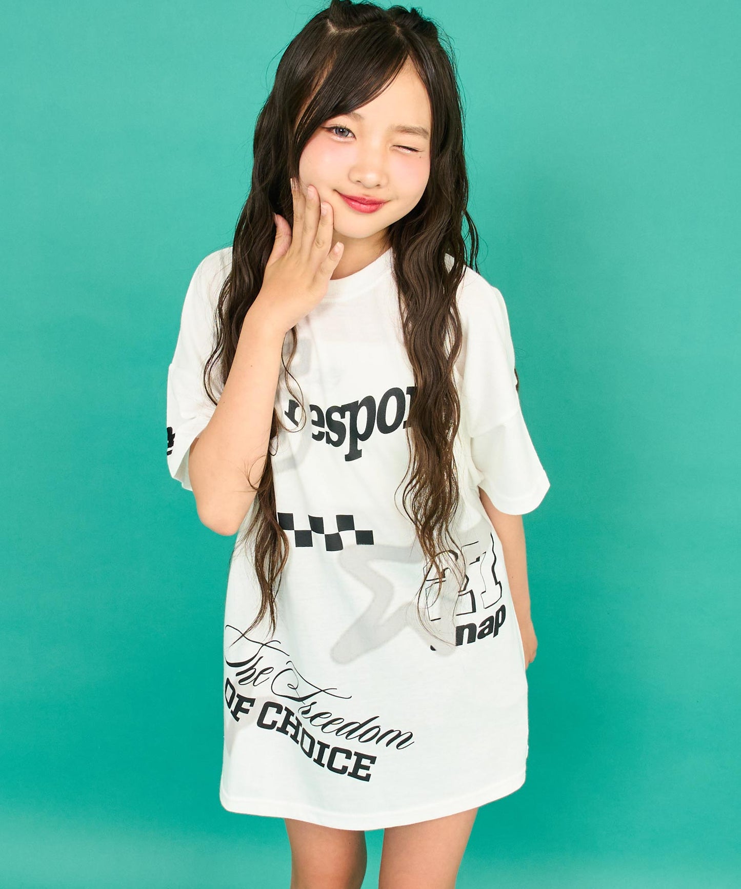 ホワイト/143cm(XSサイズ着用)