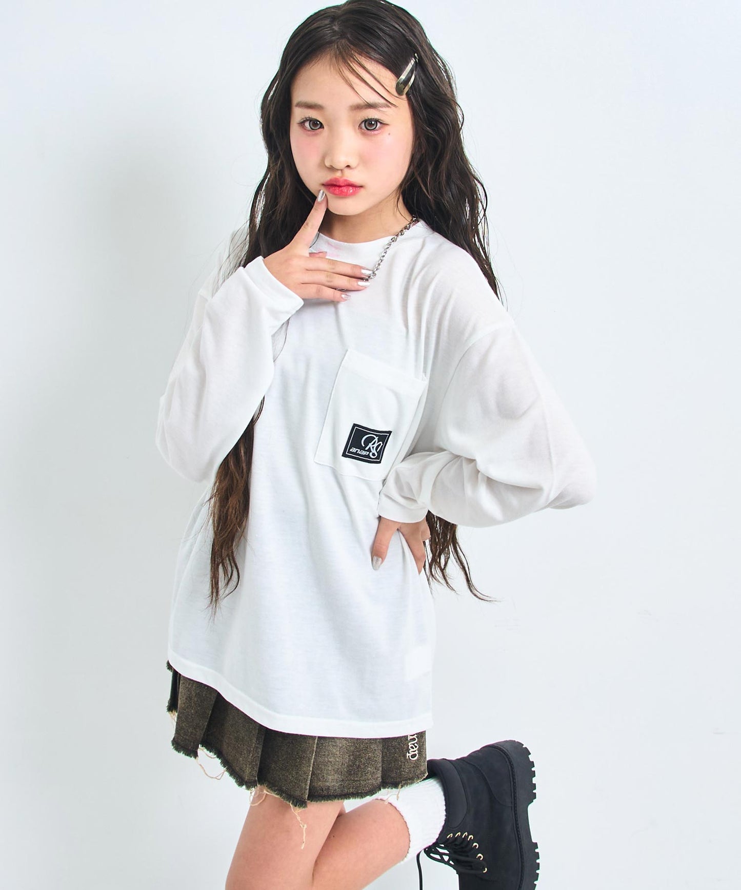 ホワイト/143cm(XSサイズ着用)