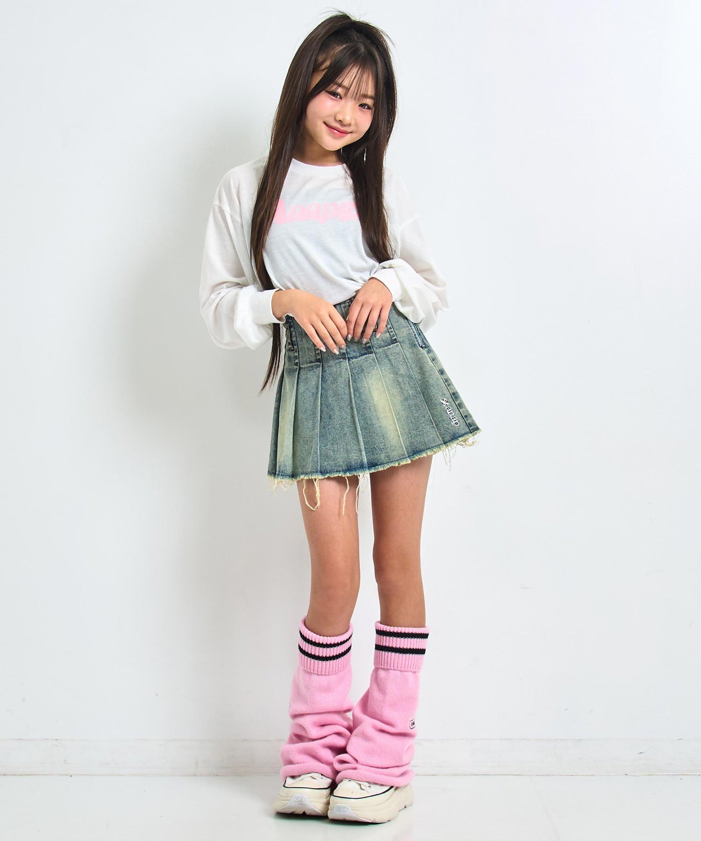 ホワイト/143cm(XSサイズ着用)