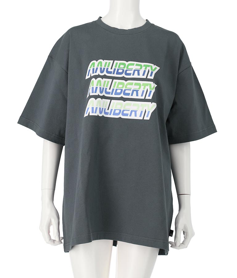 cvcロゴプリントTシャツ【ユニセックス】