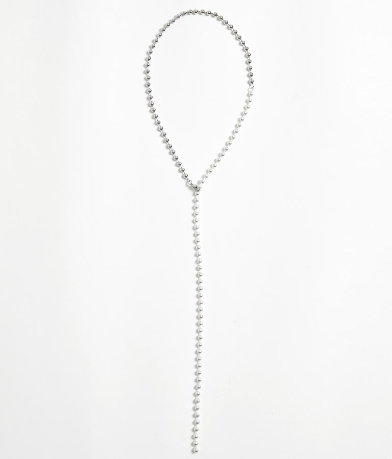 ボールロングチェーンネックレス