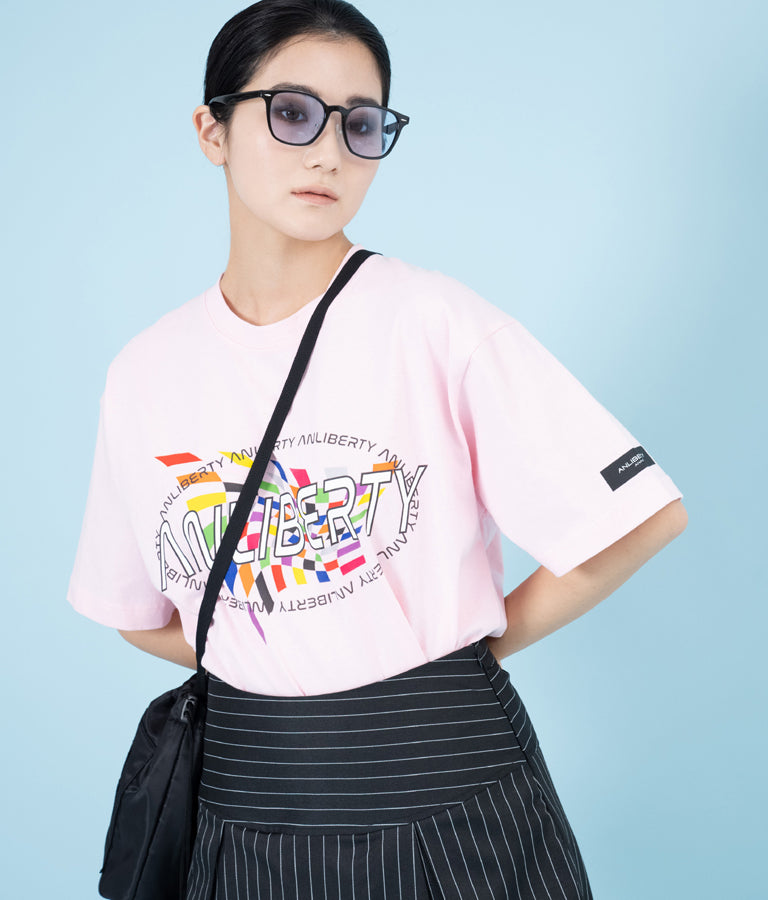 カラー フラッグ プリント ロゴ Tシャツ 【ユニセックス】 30-3027