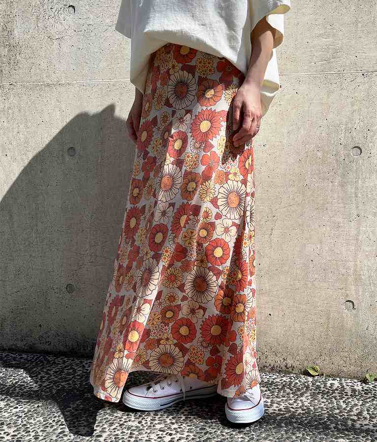 レトロ フラワー セミフレア スカート 851-5610