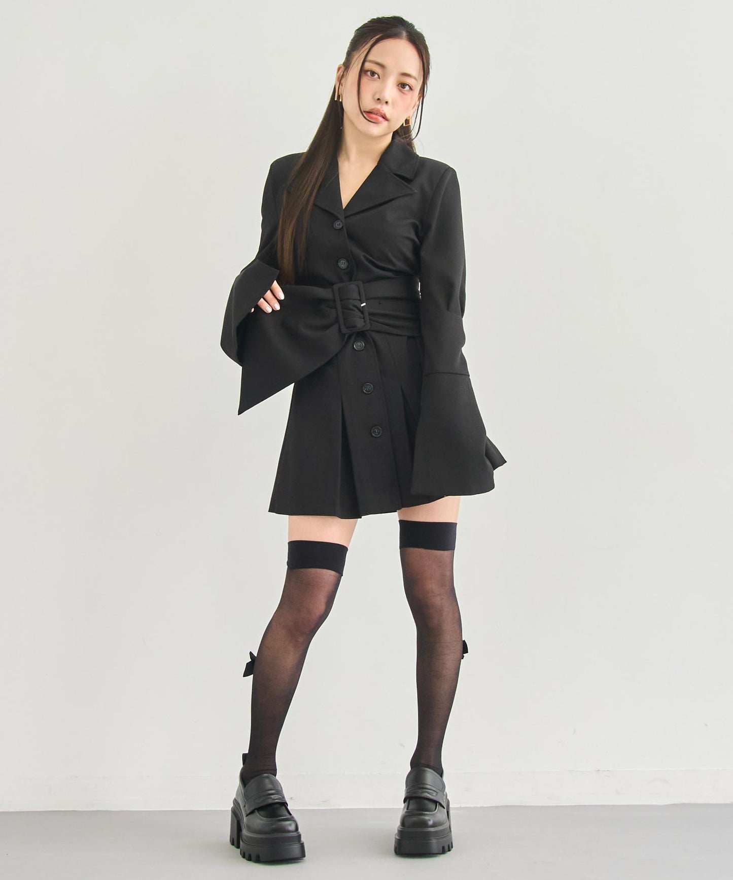 ブラック(身長：約158cm)