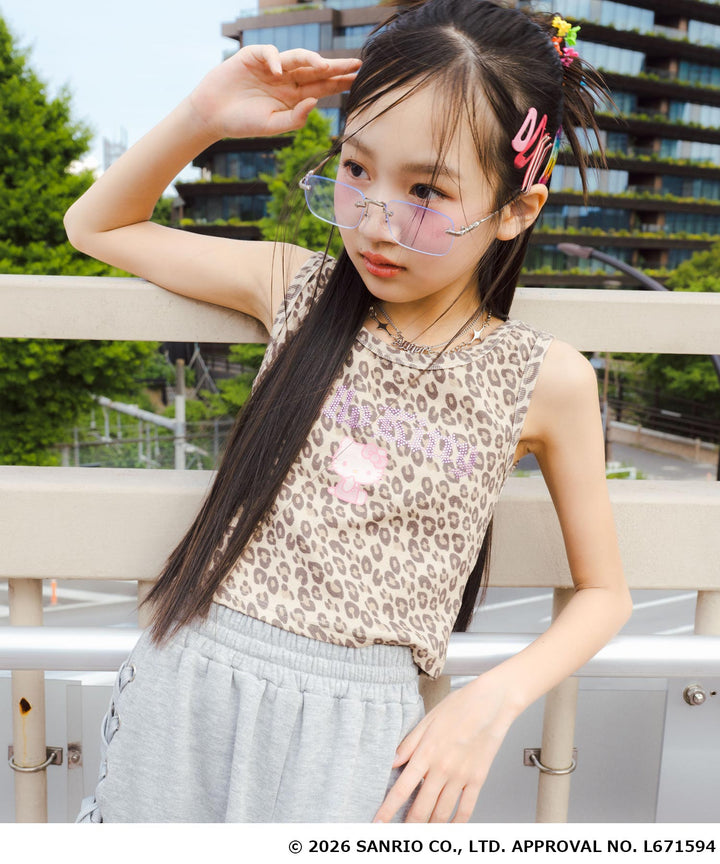 ベージュ(XSサイズ着用/身長：約143cm)