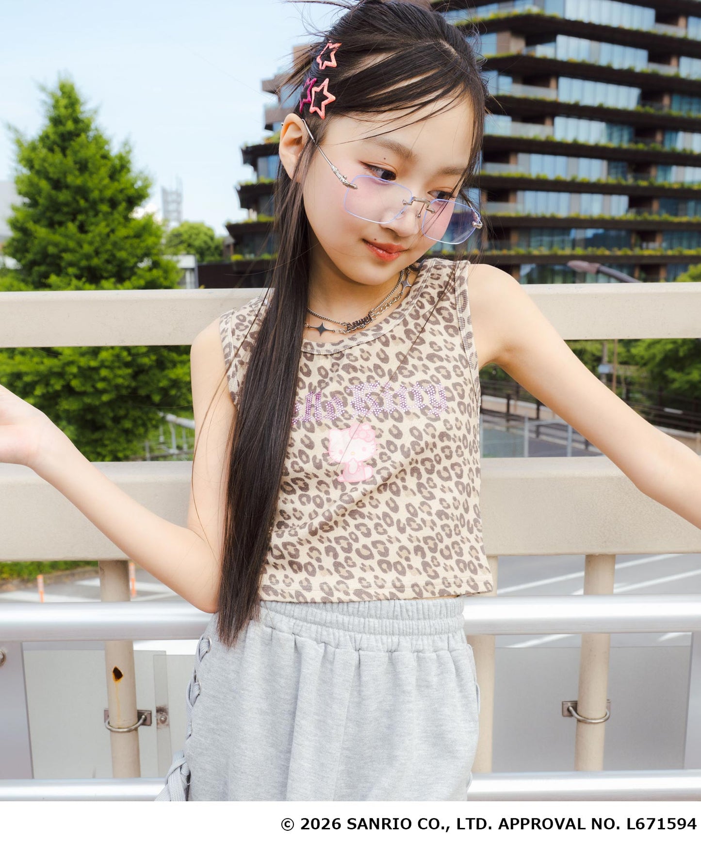 ベージュ(XSサイズ着用/身長：約143cm)