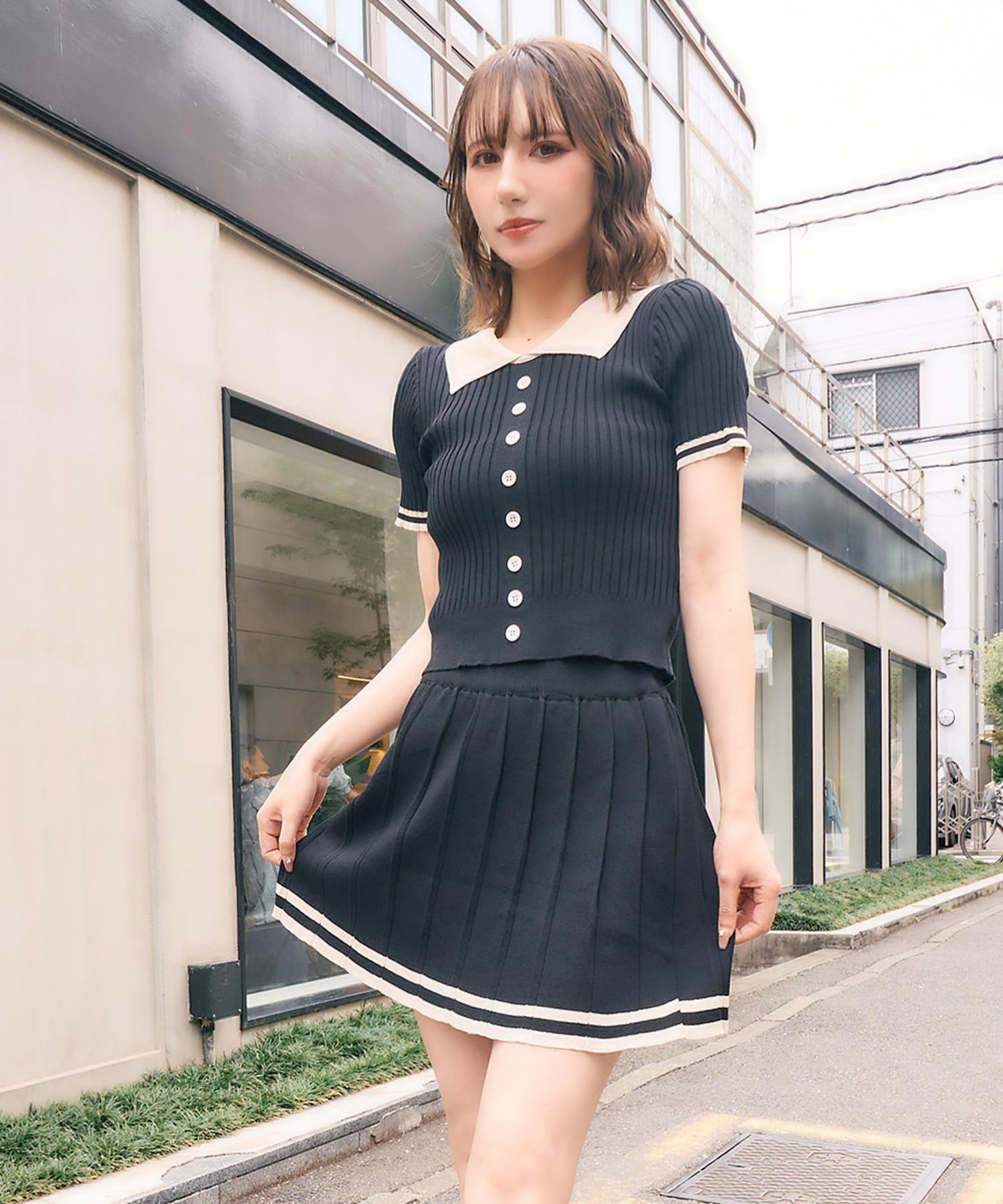 ブラック