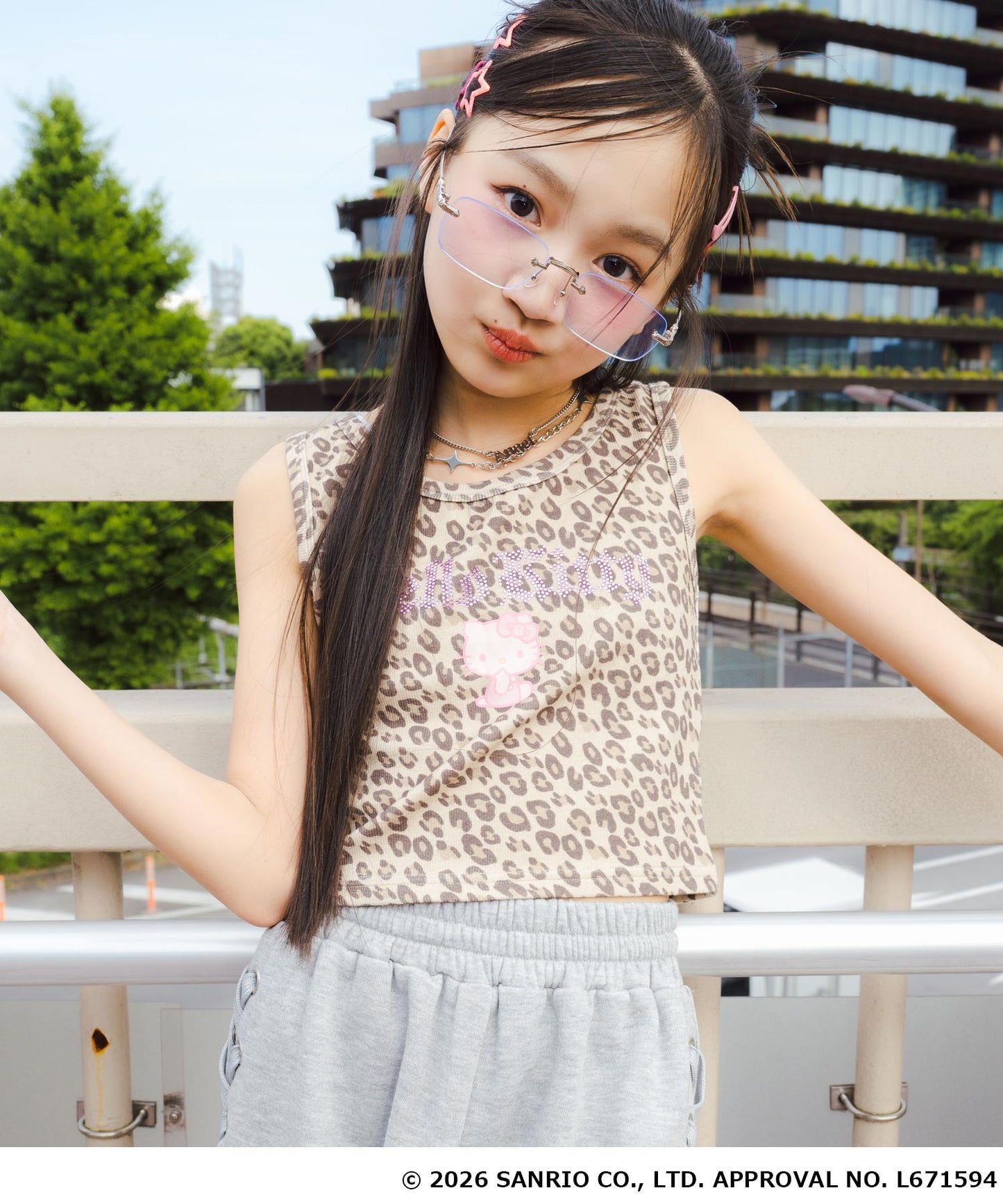 ベージュ(XSサイズ着用/身長：約143cm)