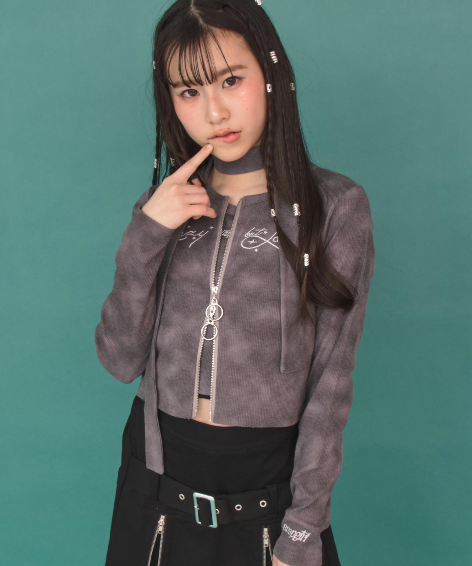 アッシュブラック(Sサイズ着用/身長：約148cm)