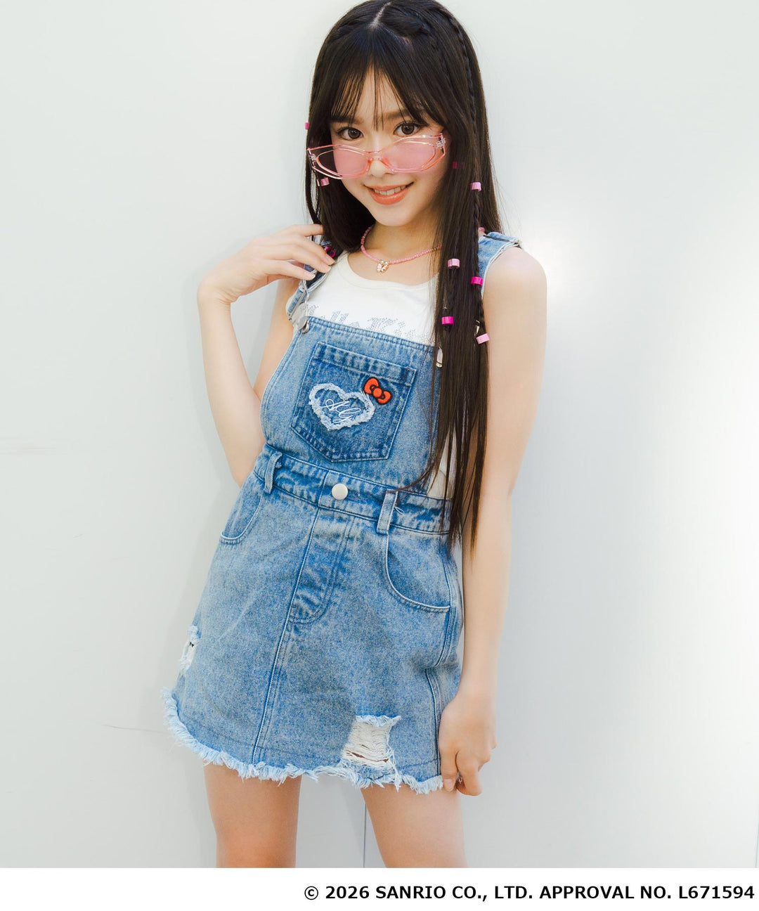 ライトブルー(XSサイズ着用/身長：約139cm)