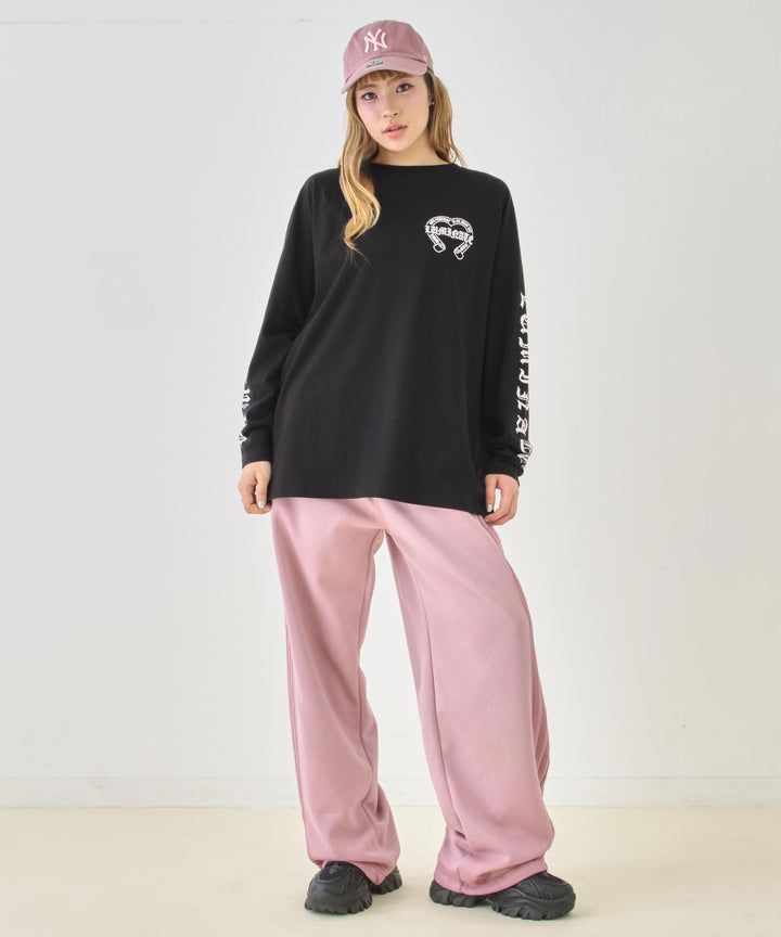 ピンク