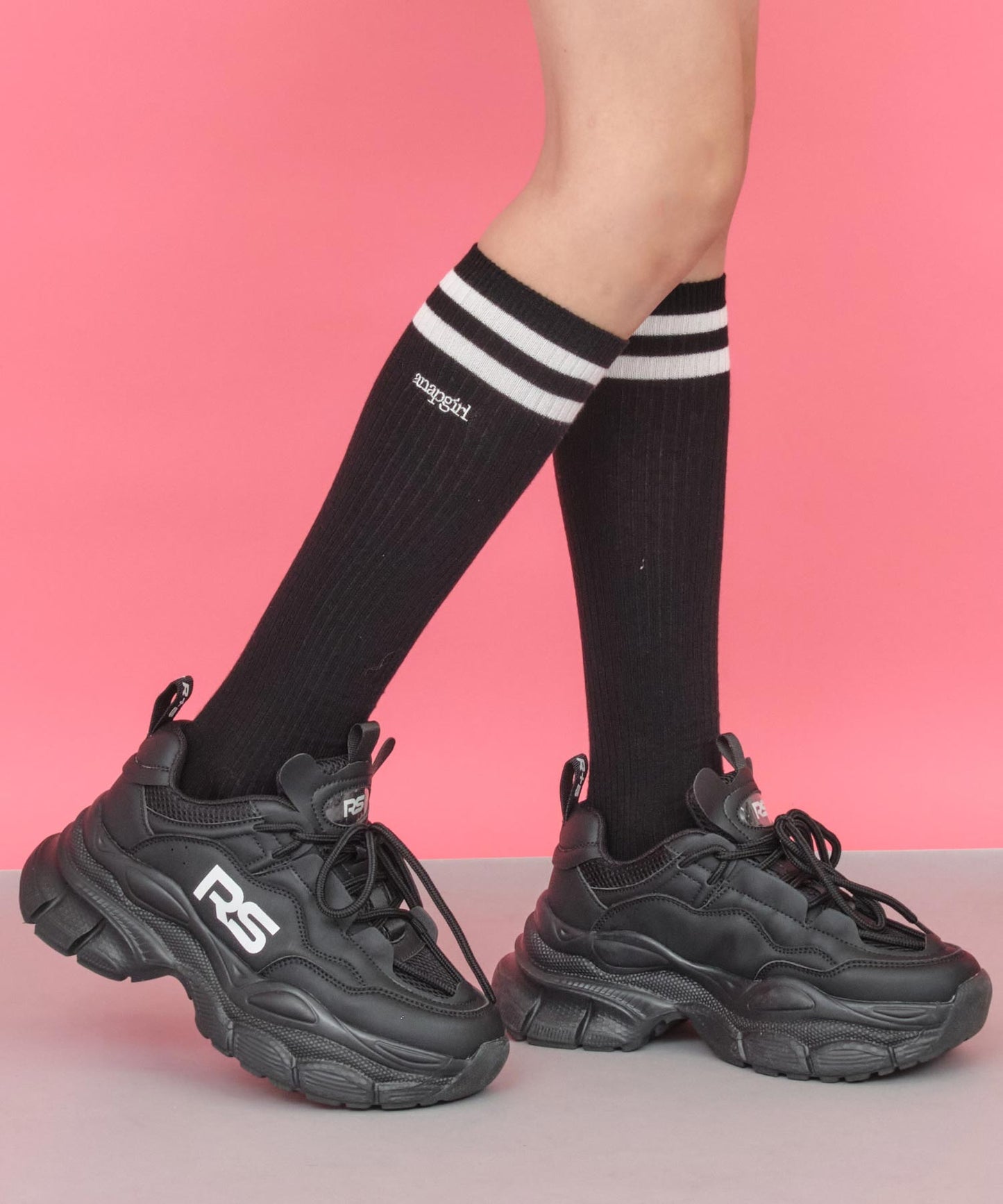 ライン入り 刺繍ハイソックス 919-7832