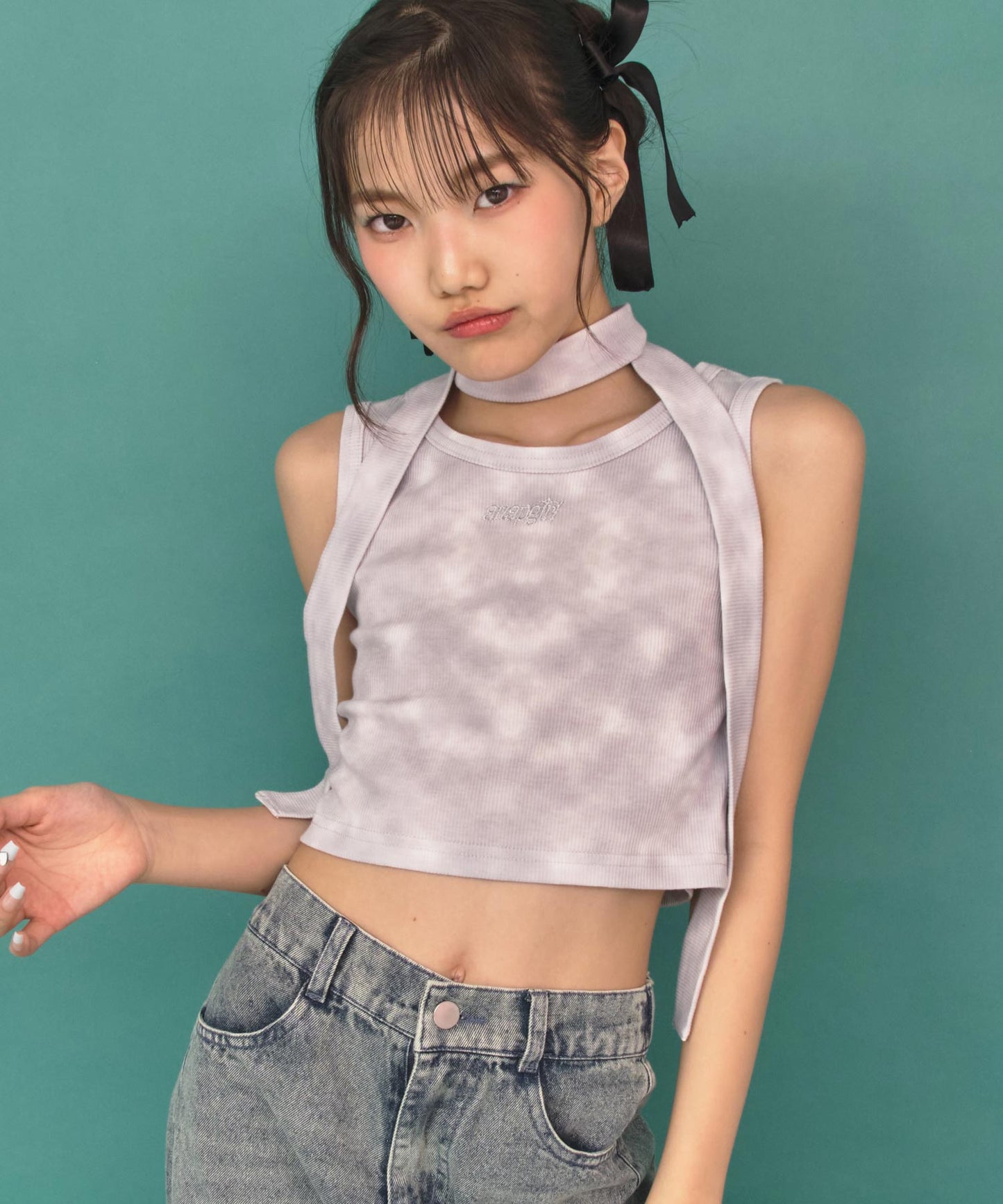 ホワイト(Sサイズ着用/身長：約150cm)
