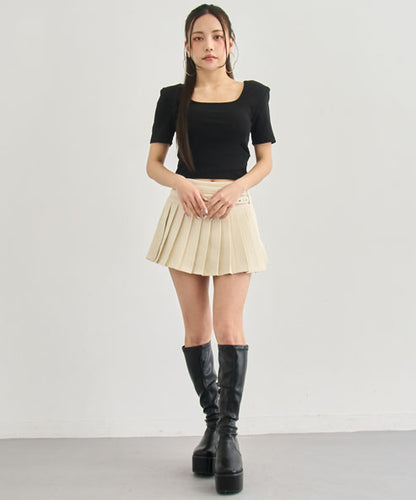 アイボリー(身長：約158cm)