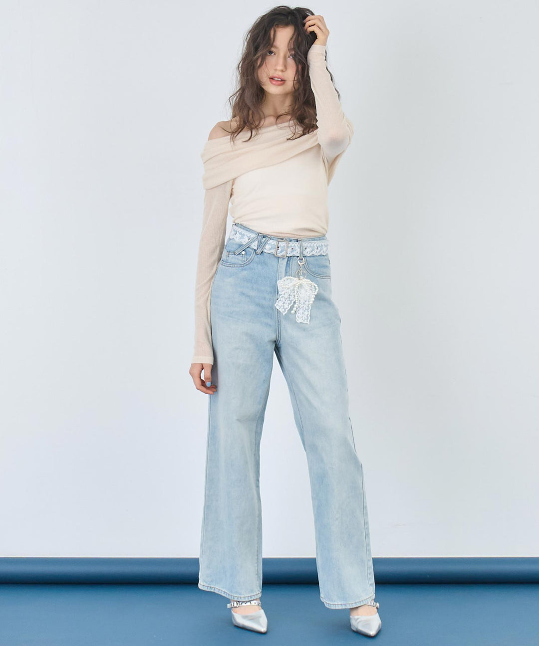 リボンチャーム付き レース ベルト ワイド デニム パンツ 152-5727
