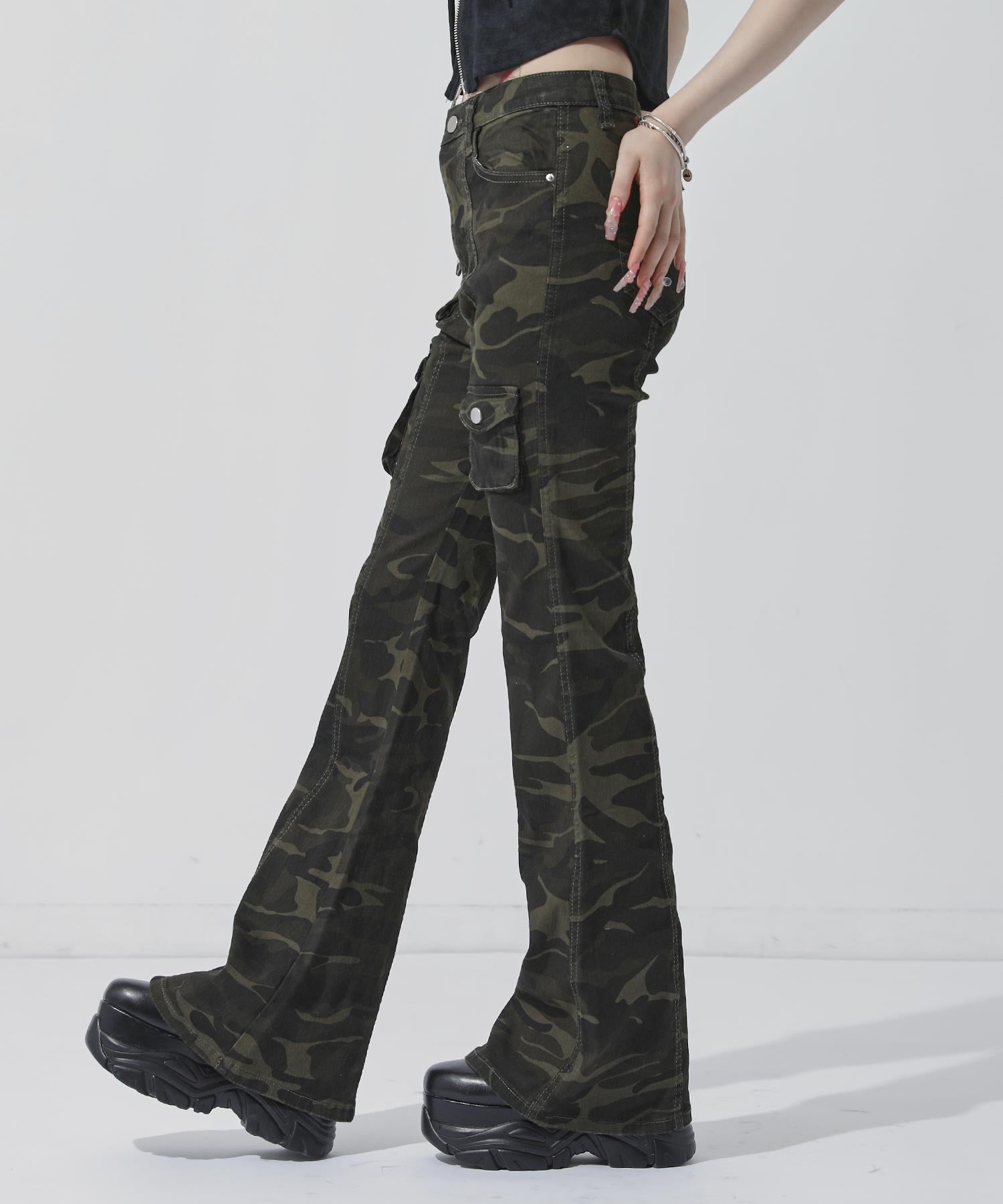 カモフラ フレアパンツ 152-6120 – ANAP オンラインショップ