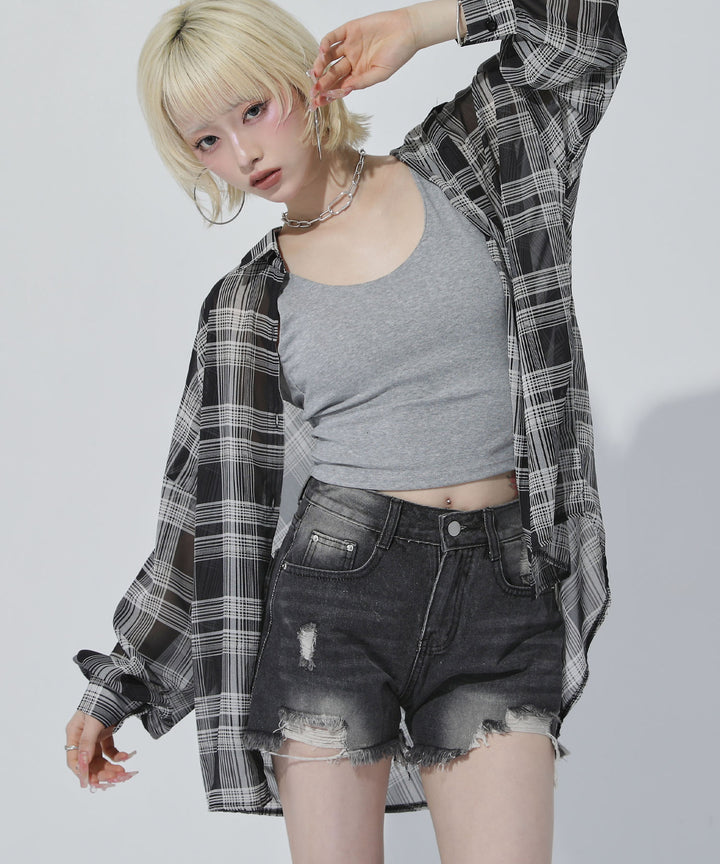 グレー