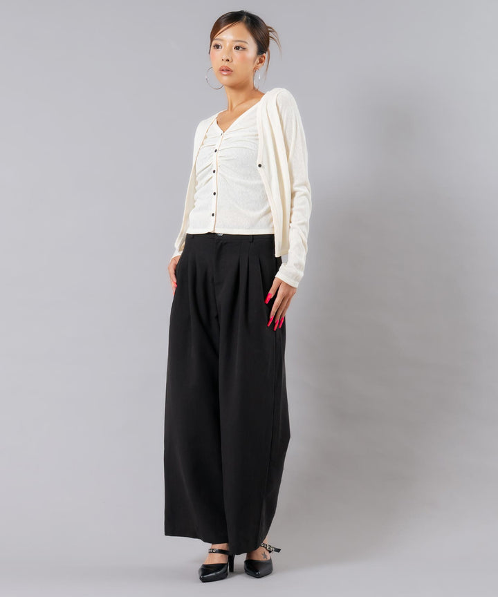 ブラック(身長：約169cm)