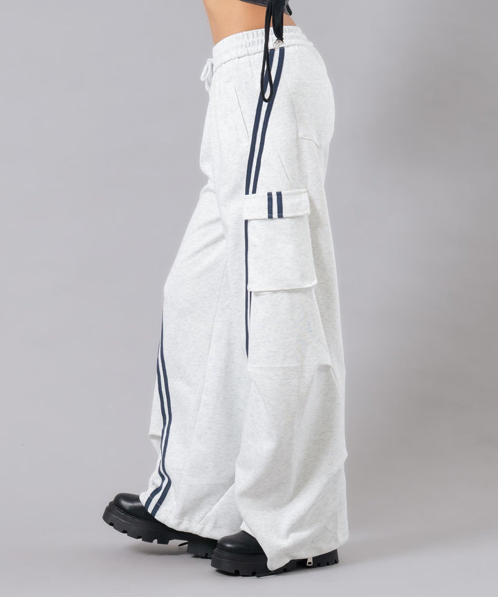 ライトグレー(身長：約169cm)