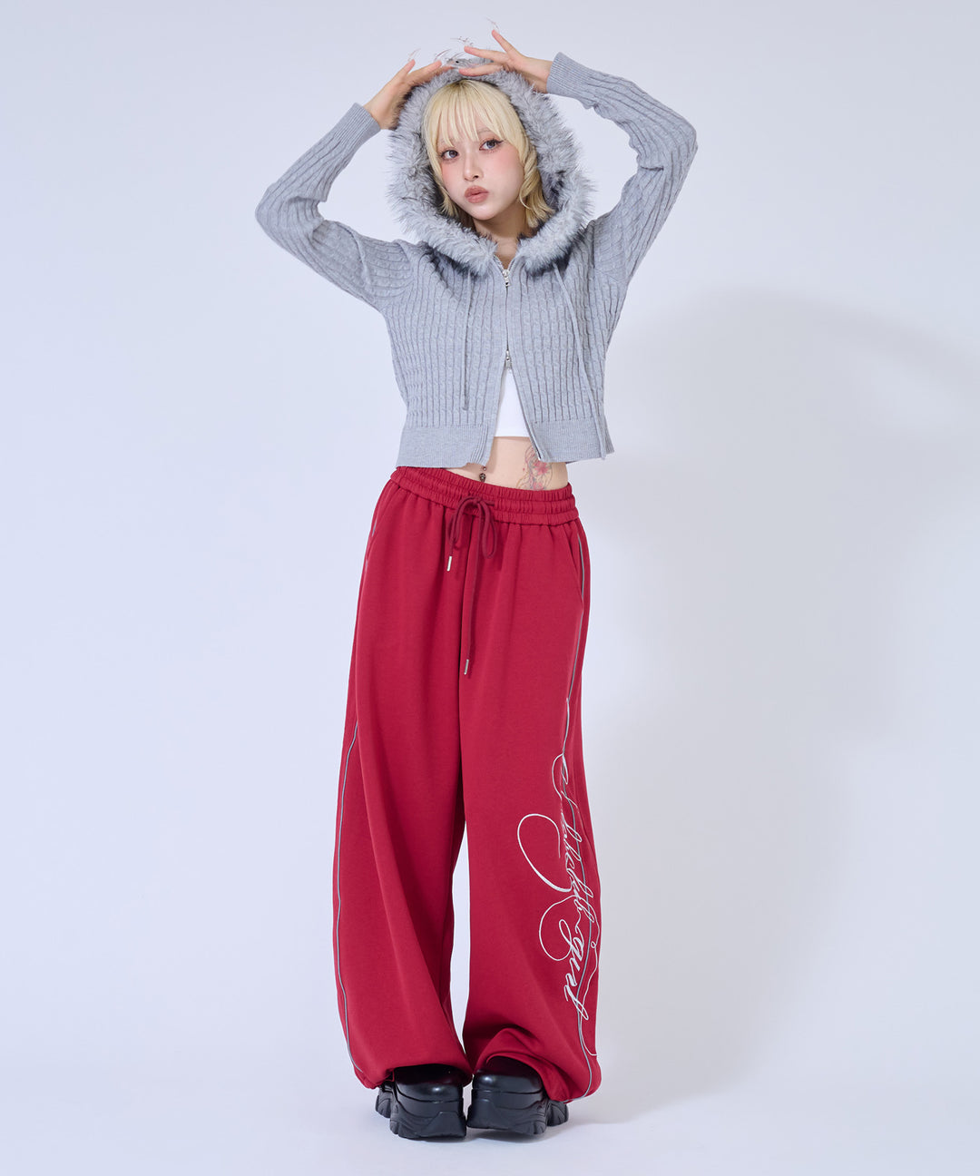 レッド(身長：約158cm)