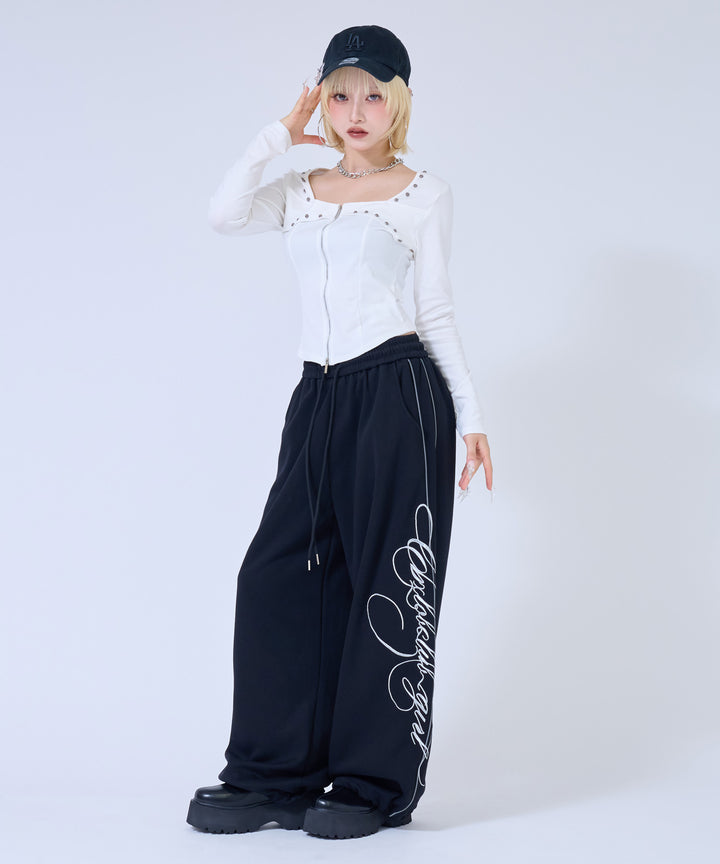 ブラック(身長：約158cm)