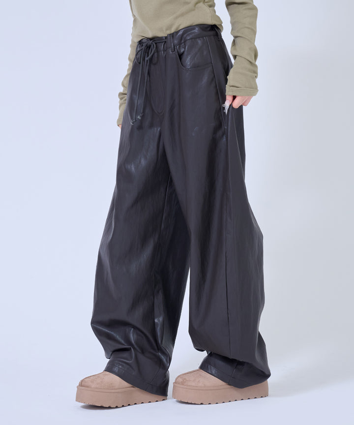 ブラウン(身長：約158cm)