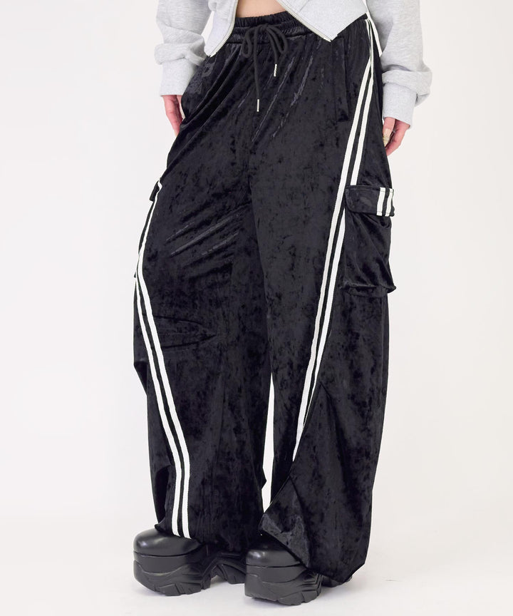 ブラック(身長：約163cm)