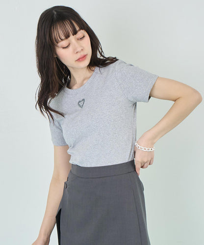 同色トーン ハート 刺繍 Tシャツ 153-5776